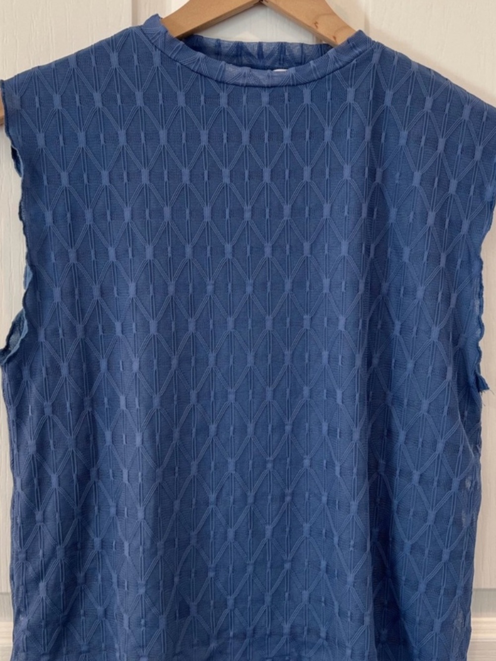 House of Harlow Sleeveless Textured Top
